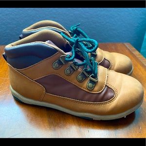 GAP Kids Hiker Low-Top Boots - Youth size 13